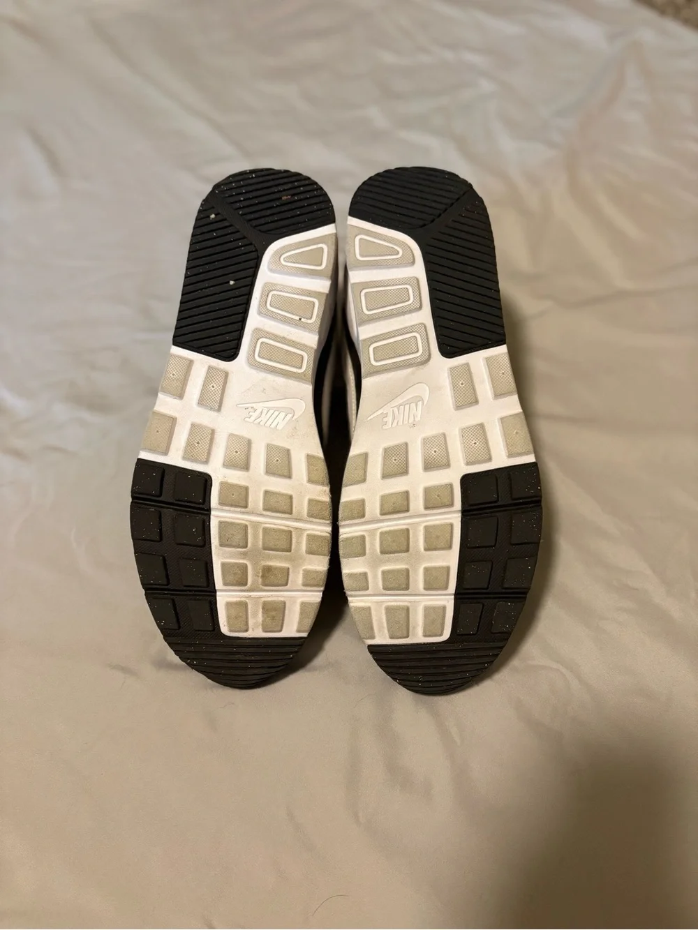 Nike men low